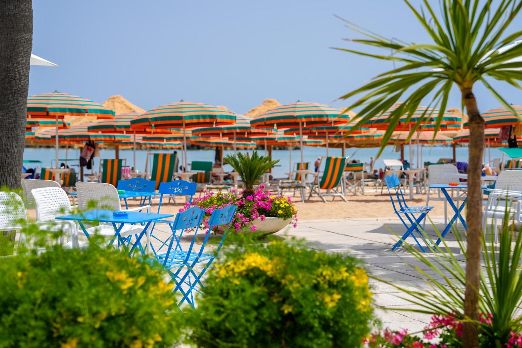 Albergo Punta De L'Est Francavilla Al Mare Dış mekan fotoğraf