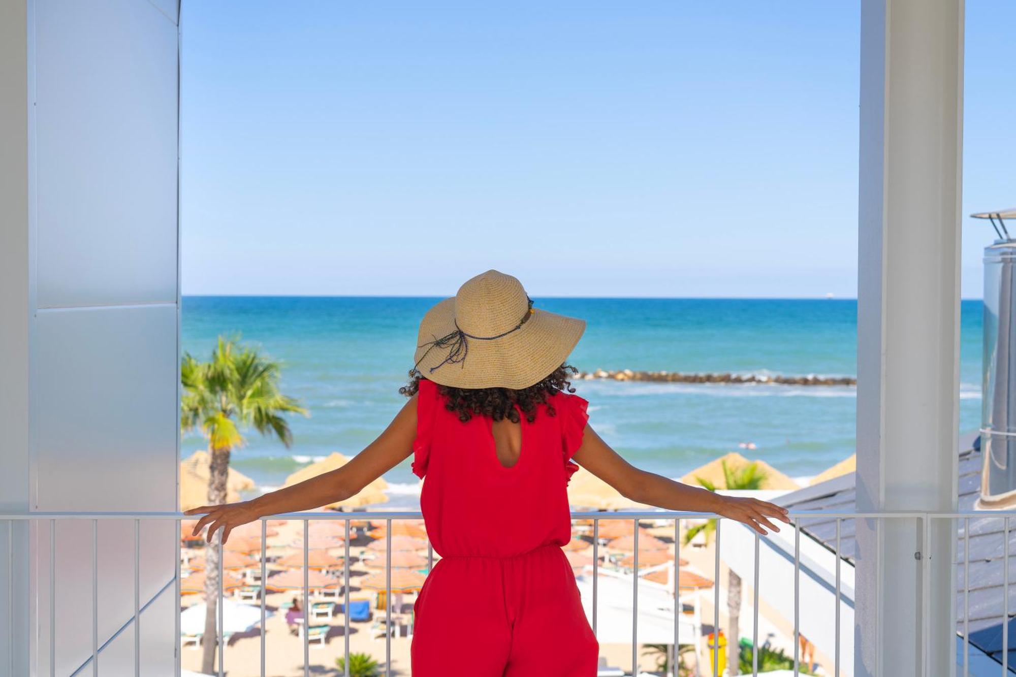 Albergo Punta De L'Est Francavilla Al Mare Dış mekan fotoğraf