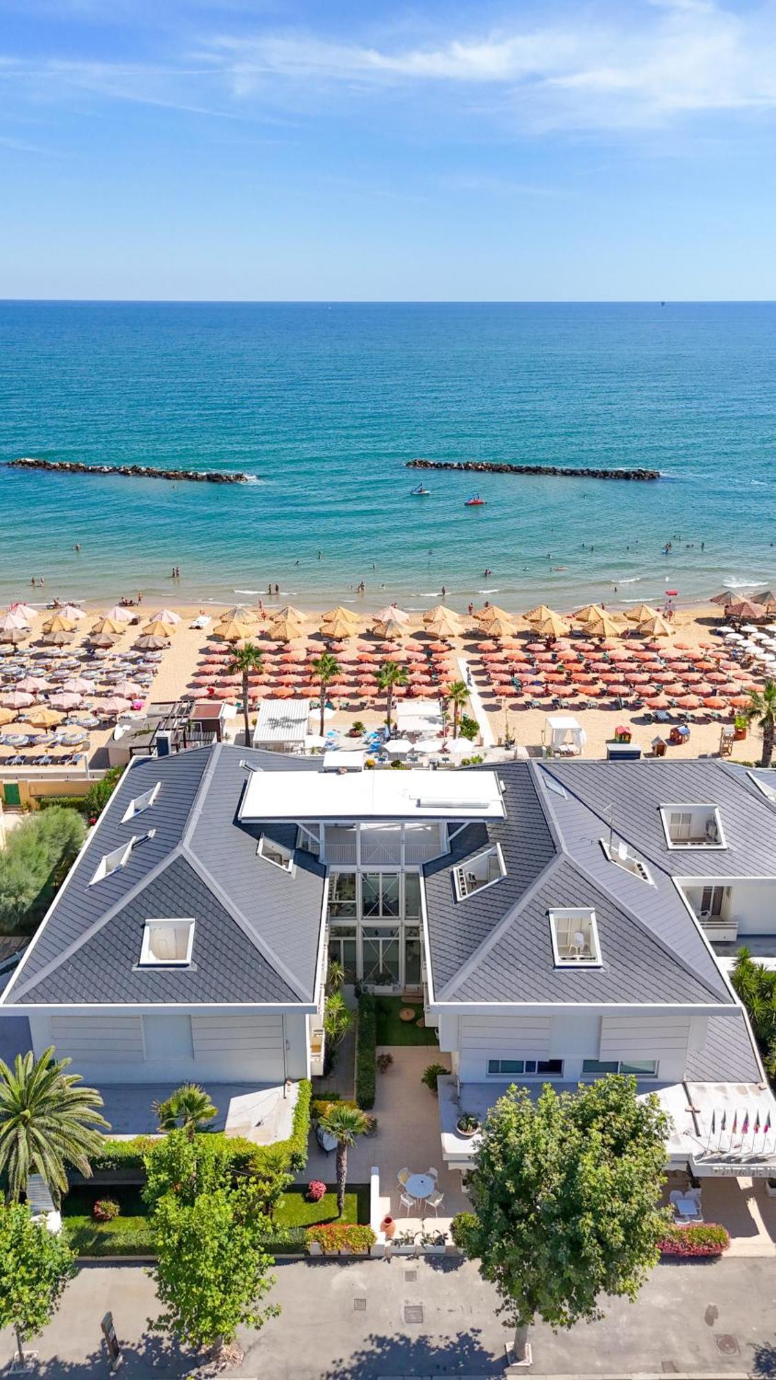 Albergo Punta De L'Est Francavilla Al Mare Dış mekan fotoğraf